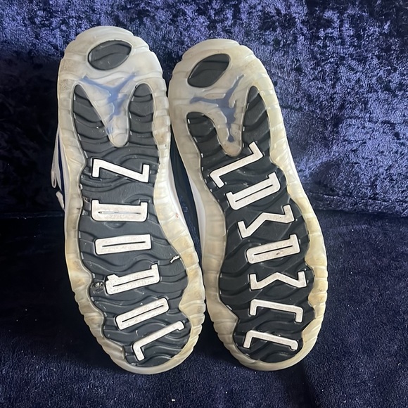 Jordan Retro 11 Low - Picture 4 of 5